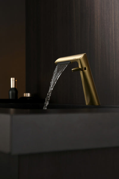 SIETE Monomando de Lavabo s/repisa OroCepilladoPVD MARTI 1921